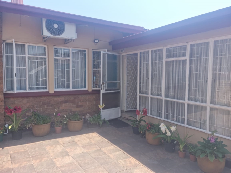 4 Bedroom Property for Sale in Vanderbijlpark SE 1 Gauteng