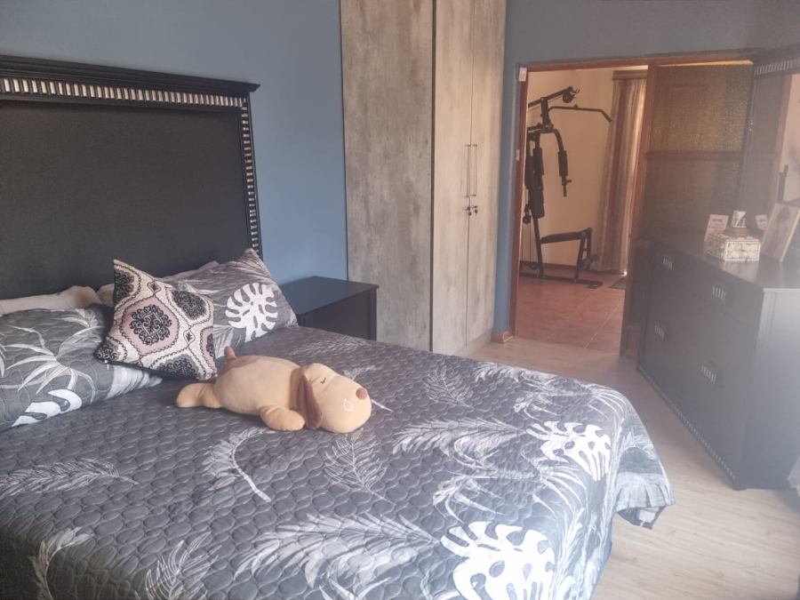 4 Bedroom Property for Sale in Vanderbijlpark SE 1 Gauteng