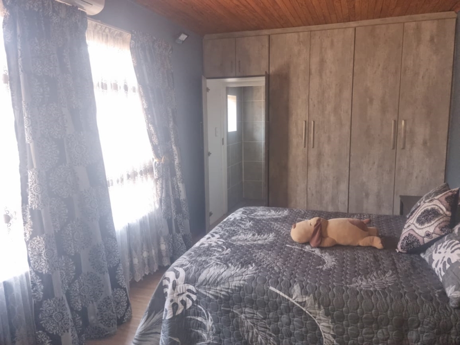 4 Bedroom Property for Sale in Vanderbijlpark SE 1 Gauteng