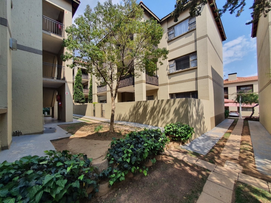 2 Bedroom Property for Sale in Lonehill Gauteng