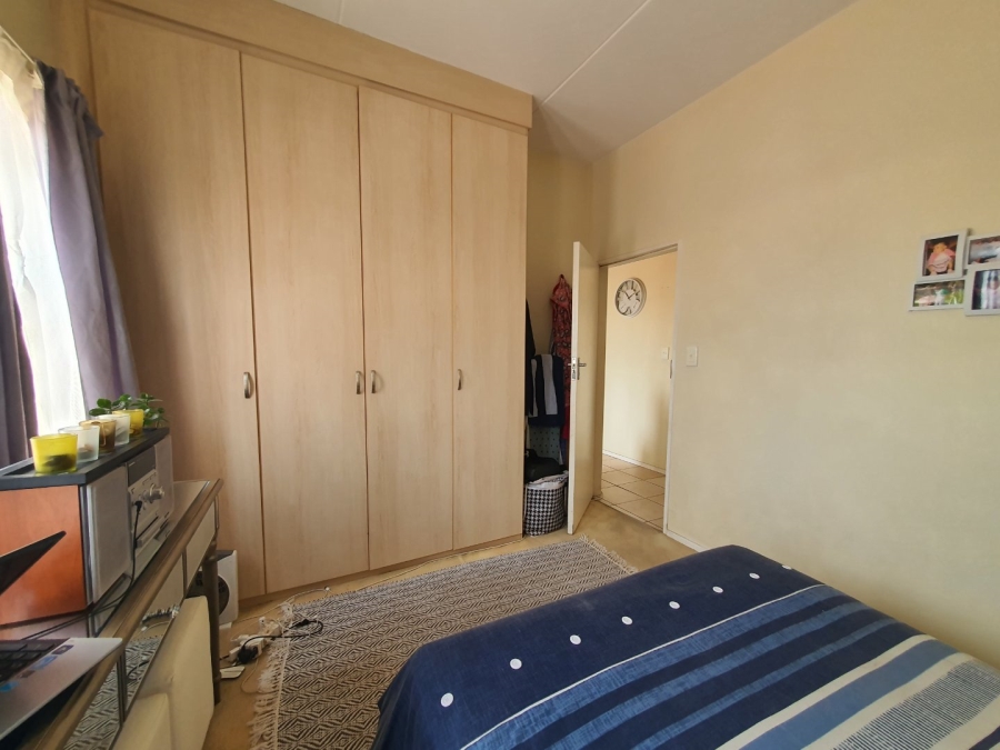 2 Bedroom Property for Sale in Lonehill Gauteng