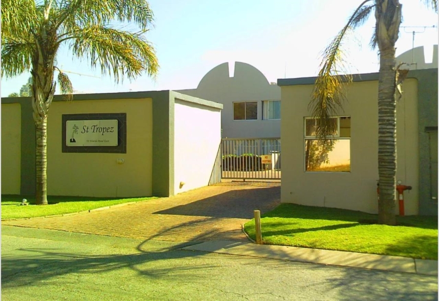 To Let  Bedroom Property for Rent in Sandton Central Gauteng