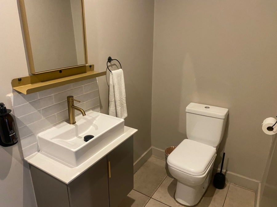 1 Bedroom Property for Sale in Sandton Central Gauteng