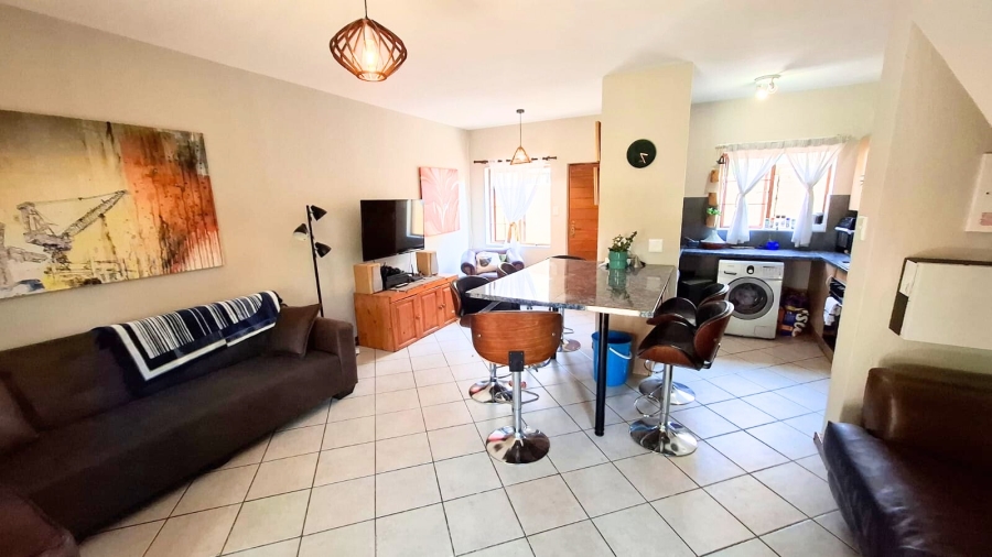 2 Bedroom Property for Sale in Noordwyk Gauteng