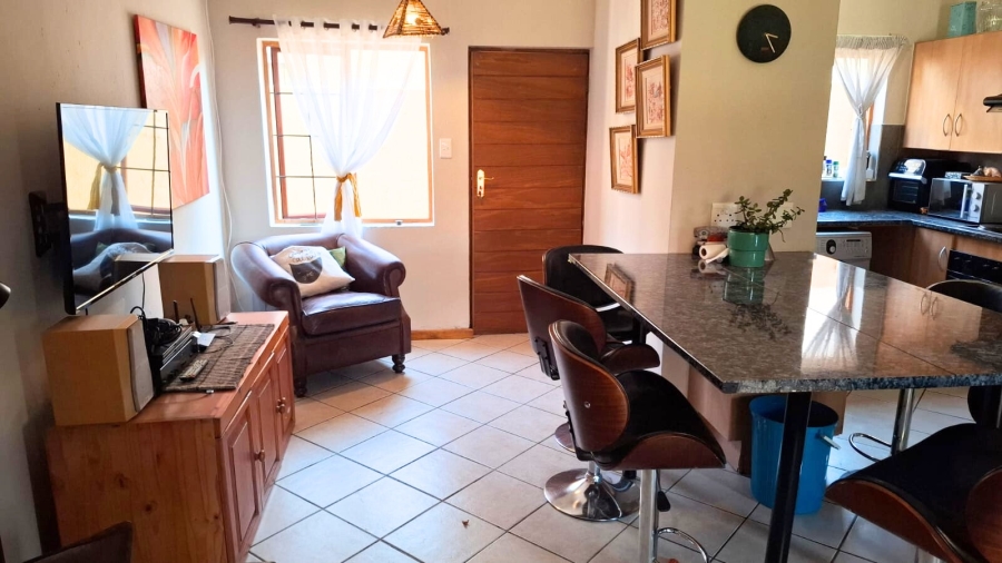 2 Bedroom Property for Sale in Noordwyk Gauteng