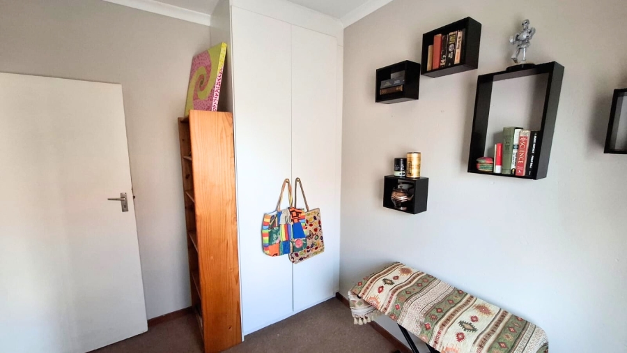 2 Bedroom Property for Sale in Noordwyk Gauteng