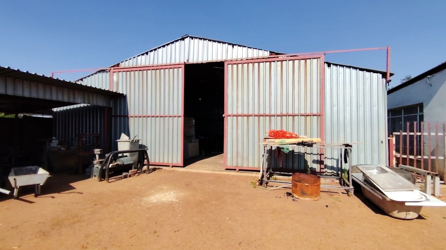 Commercial Property for Sale in Buyscelia Gauteng