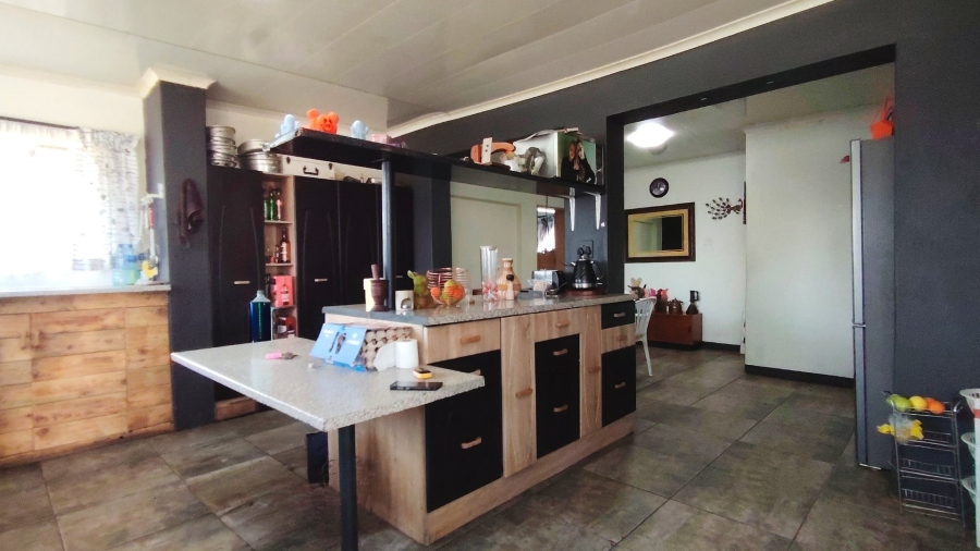 Commercial Property for Sale in Buyscelia Gauteng