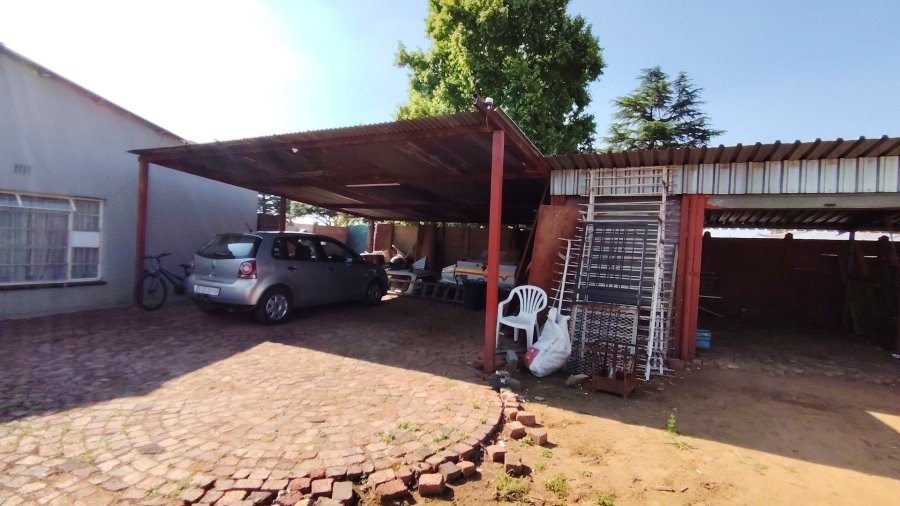 Commercial Property for Sale in Buyscelia Gauteng