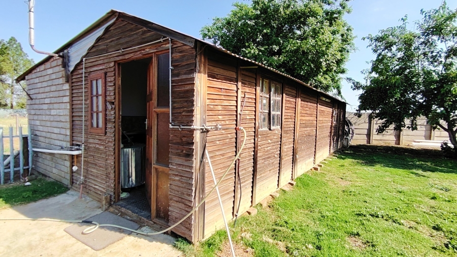 Commercial Property for Sale in Buyscelia Gauteng