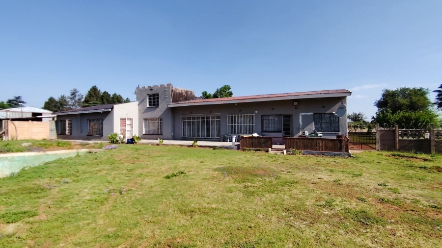 Commercial Property for Sale in Buyscelia Gauteng