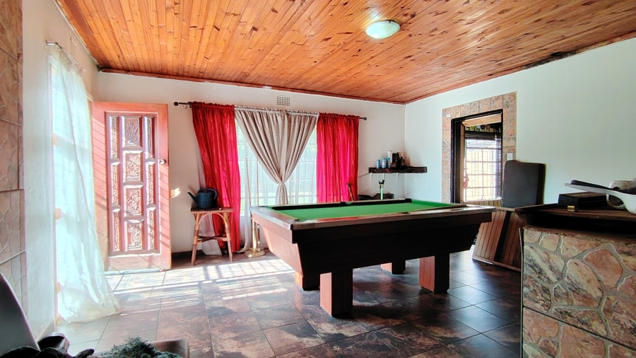 Commercial Property for Sale in Buyscelia Gauteng