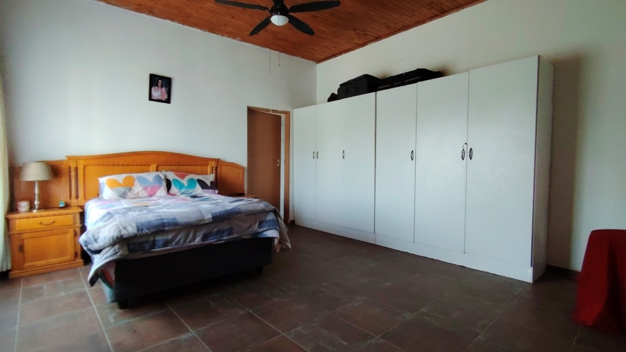 Commercial Property for Sale in Buyscelia Gauteng