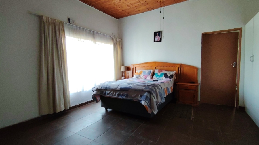 Commercial Property for Sale in Buyscelia Gauteng