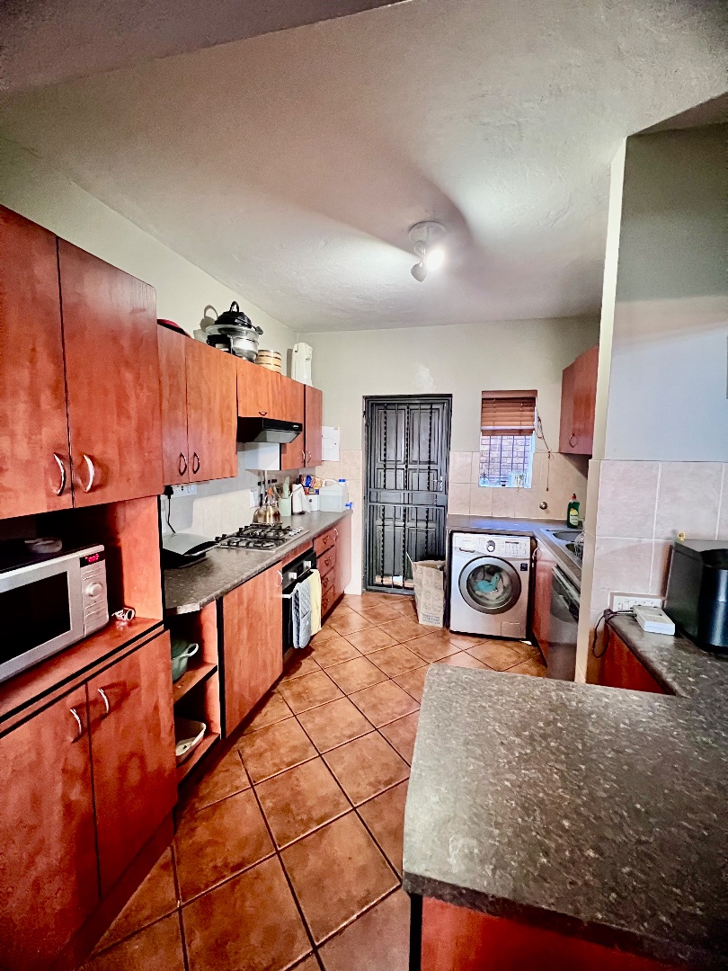 3 Bedroom Property for Sale in La Montagne Gauteng