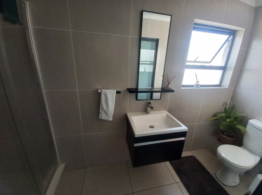 2 Bedroom Property for Sale in Greenstone Ridge Gauteng