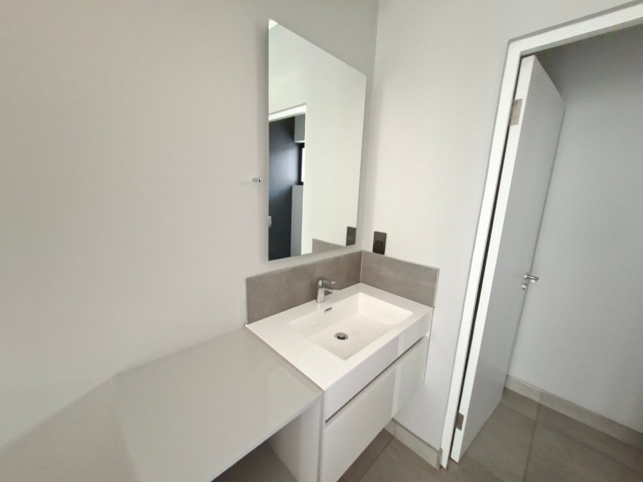 2 Bedroom Property for Sale in Waterkloof Gauteng