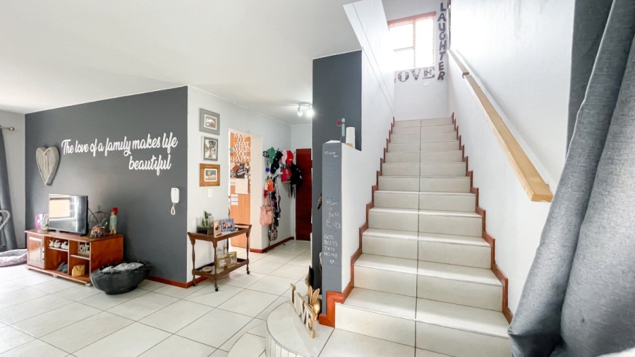 3 Bedroom Property for Sale in Edenvale Central Gauteng