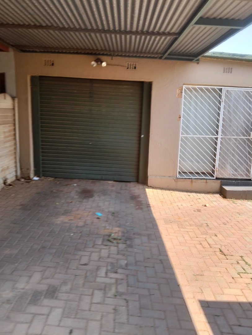 3 Bedroom Property for Sale in West Park Gauteng