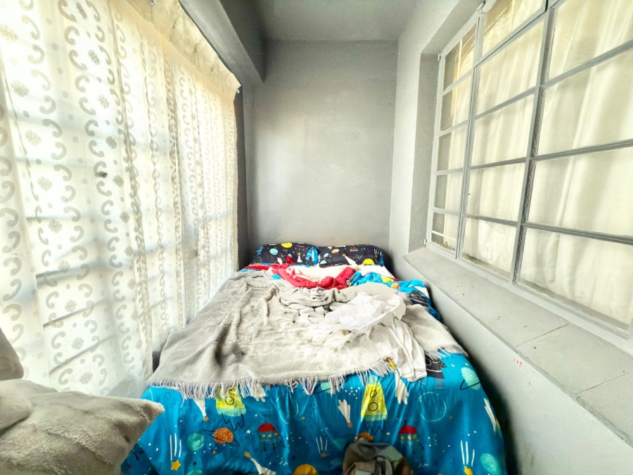 To Let 2 Bedroom Property for Rent in Forest Hill Gauteng