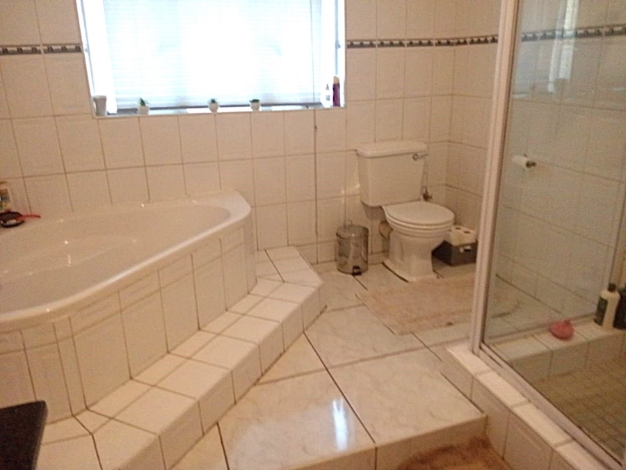 To Let 1 Bedroom Property for Rent in Mulbarton Gauteng