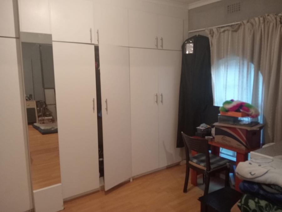To Let 1 Bedroom Property for Rent in Mulbarton Gauteng