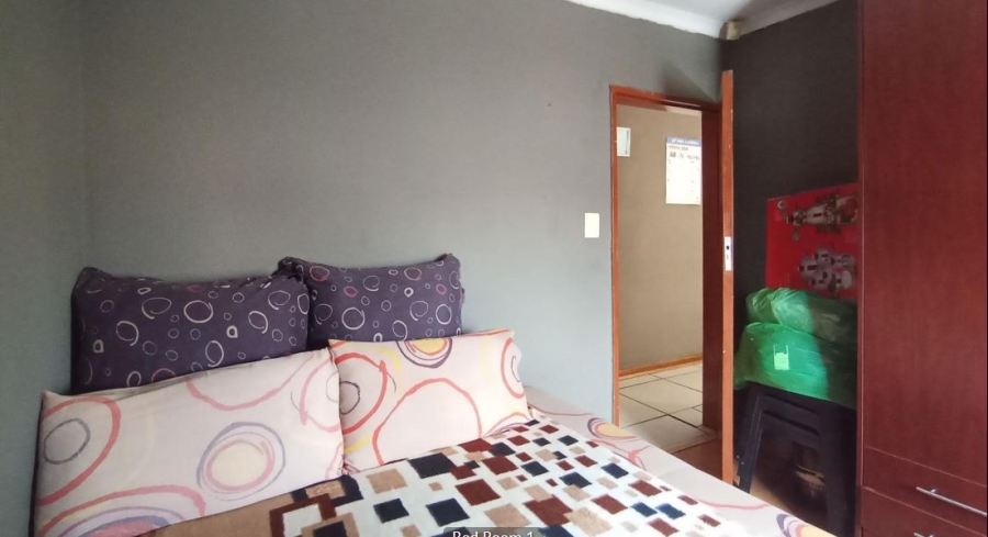 3 Bedroom Property for Sale in Clayville Gauteng