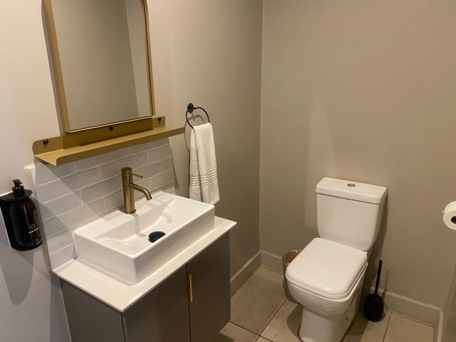 To Let 1 Bedroom Property for Rent in Sandton Central Gauteng