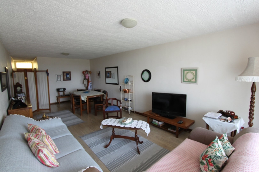 2 Bedroom Property for Sale in Queenswood Gauteng