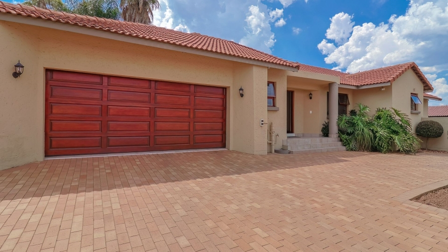 3 Bedroom Property for Sale in Boskruin Gauteng