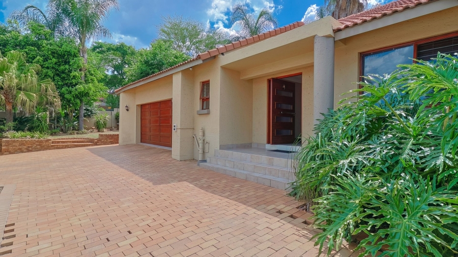 3 Bedroom Property for Sale in Boskruin Gauteng
