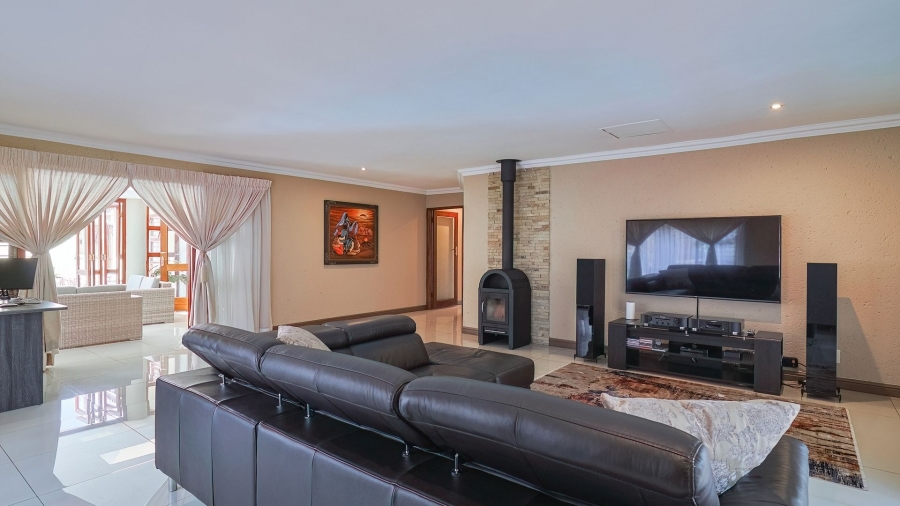 3 Bedroom Property for Sale in Boskruin Gauteng