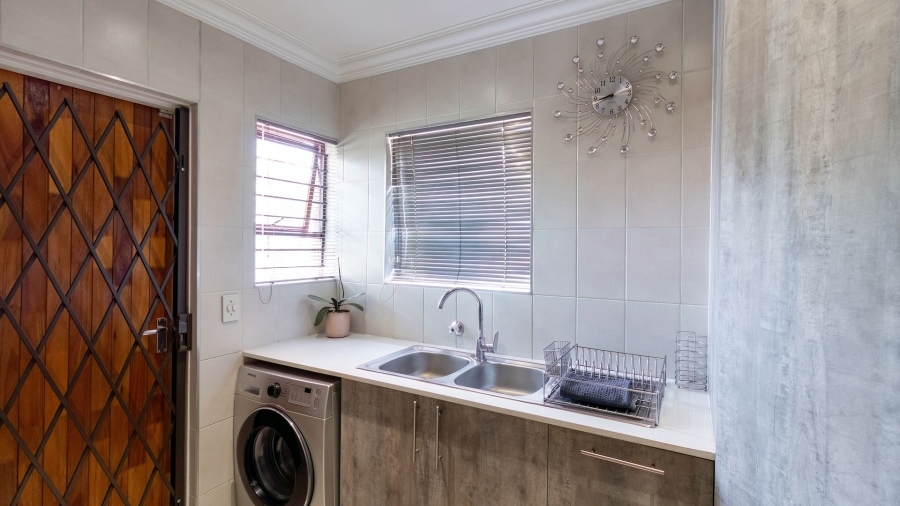 3 Bedroom Property for Sale in Boskruin Gauteng