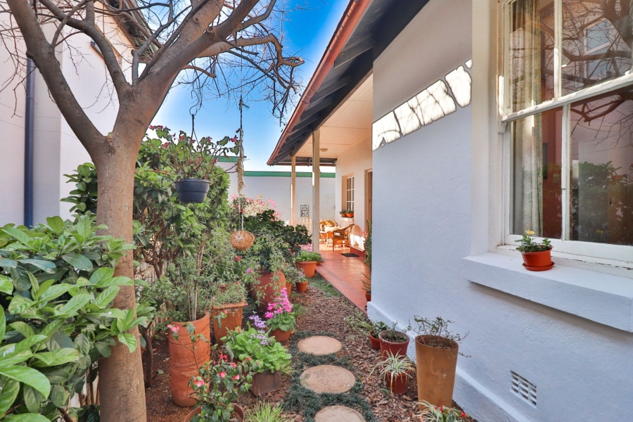 1 Bedroom Property for Sale in Modderfontein Gauteng
