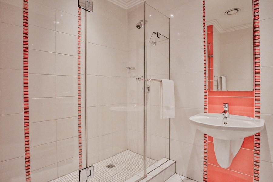 To Let 2 Bedroom Property for Rent in Bedford Gardens Gauteng