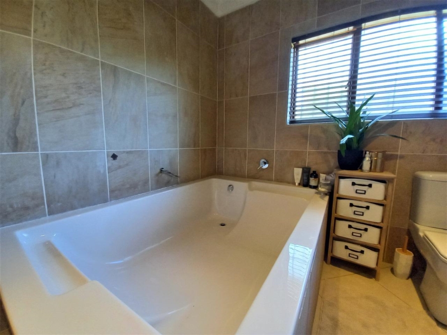 3 Bedroom Property for Sale in Vaal Marina Gauteng
