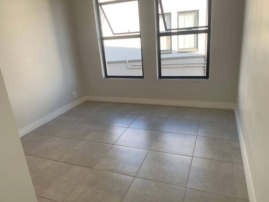 To Let 3 Bedroom Property for Rent in Waterfall View Gauteng