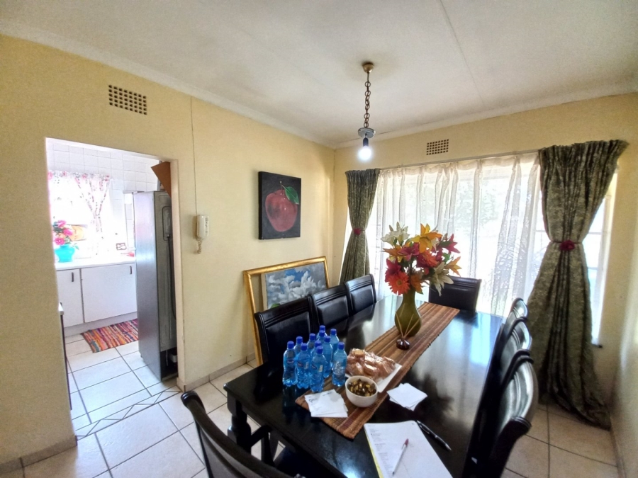 3 Bedroom Property for Sale in Marlands Gauteng