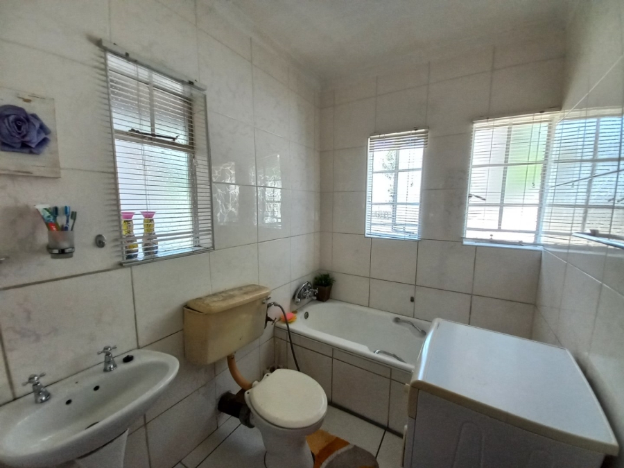 3 Bedroom Property for Sale in Marlands Gauteng