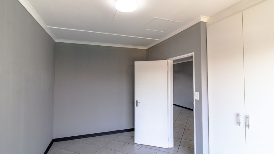 3 Bedroom Property for Sale in Norton Home Estate AH Gauteng