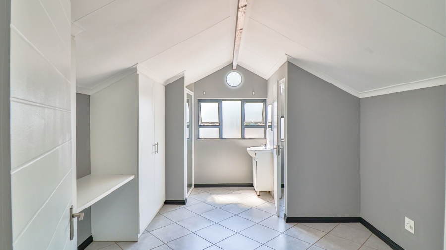 3 Bedroom Property for Sale in Norton Home Estate AH Gauteng
