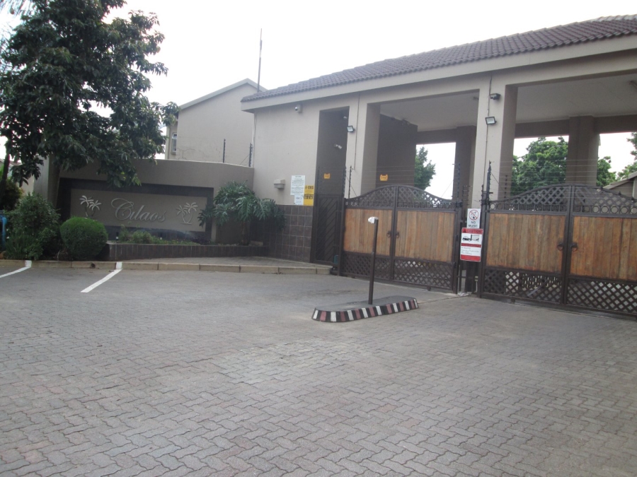 2 Bedroom Property for Sale in Bonaero Park Gauteng