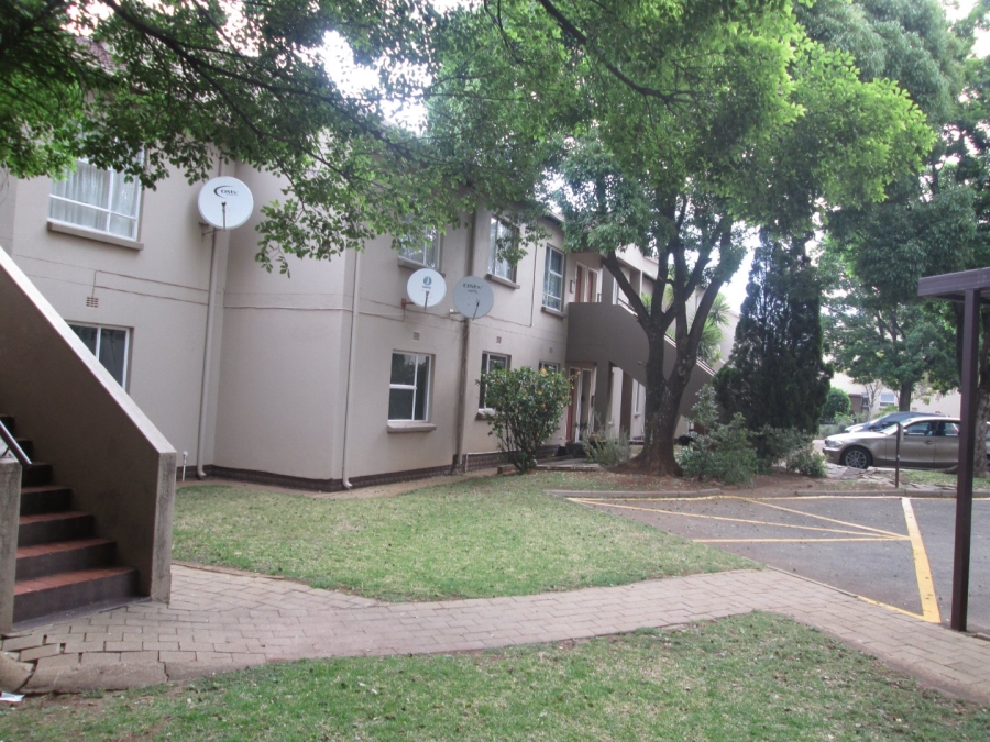 2 Bedroom Property for Sale in Bonaero Park Gauteng