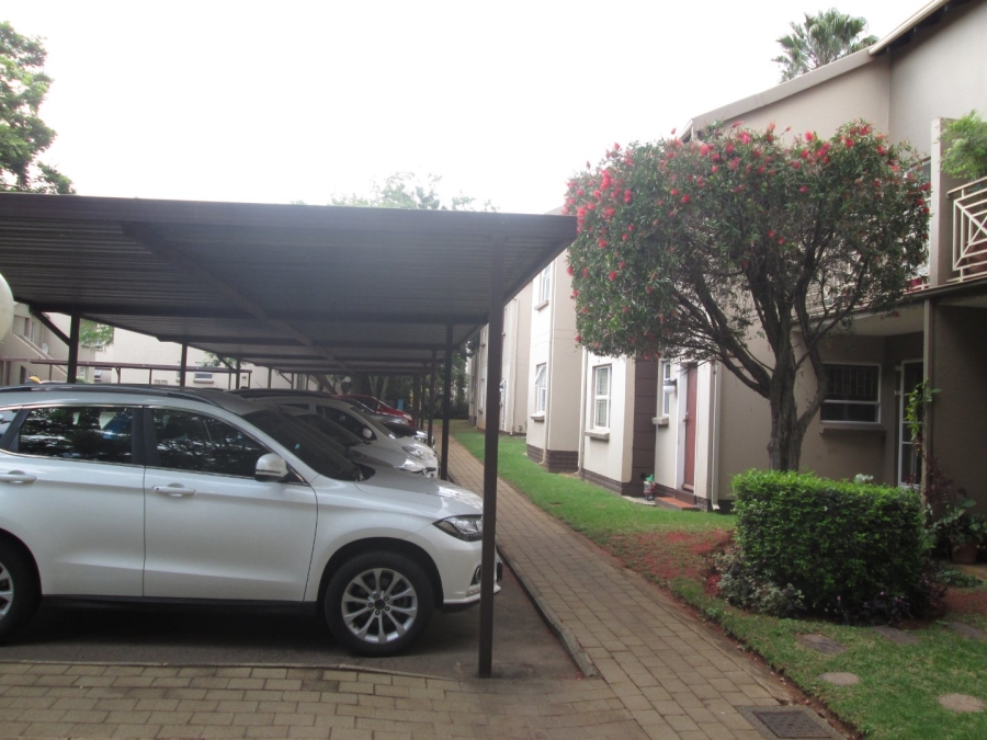2 Bedroom Property for Sale in Bonaero Park Gauteng