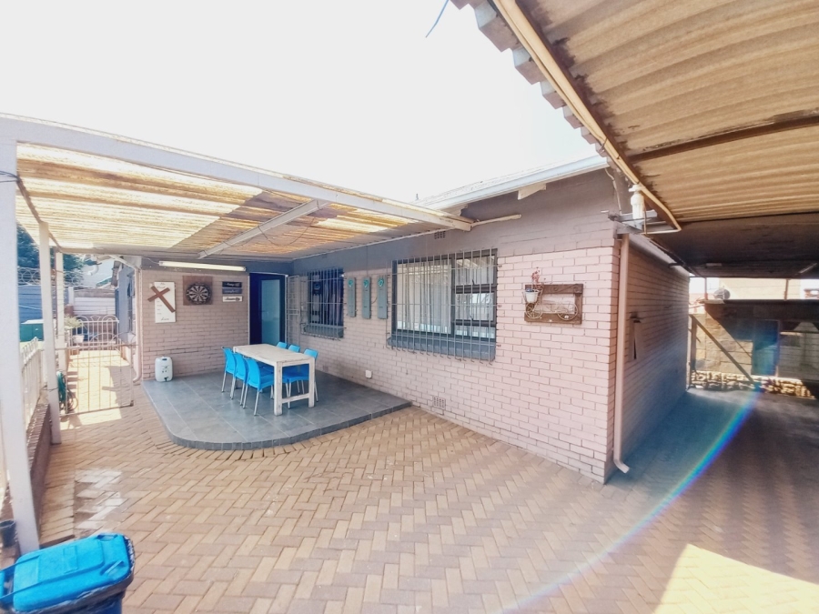 4 Bedroom Property for Sale in Gerdview Gauteng