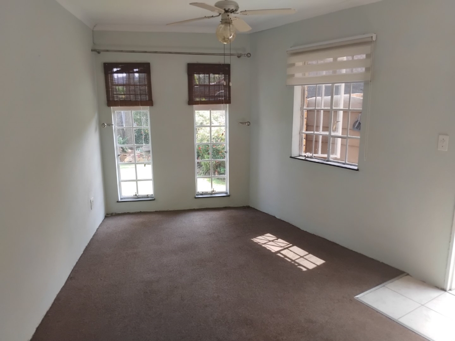 5 Bedroom Property for Sale in Marais Steyn Park Gauteng