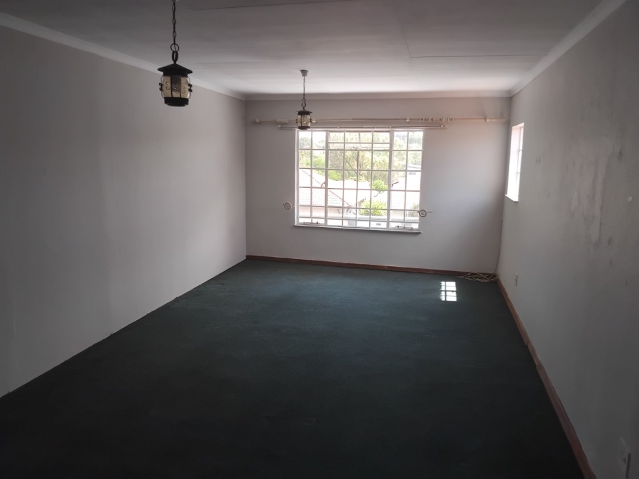 5 Bedroom Property for Sale in Marais Steyn Park Gauteng