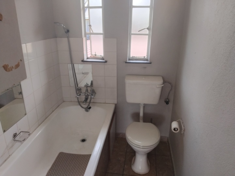 5 Bedroom Property for Sale in Marais Steyn Park Gauteng