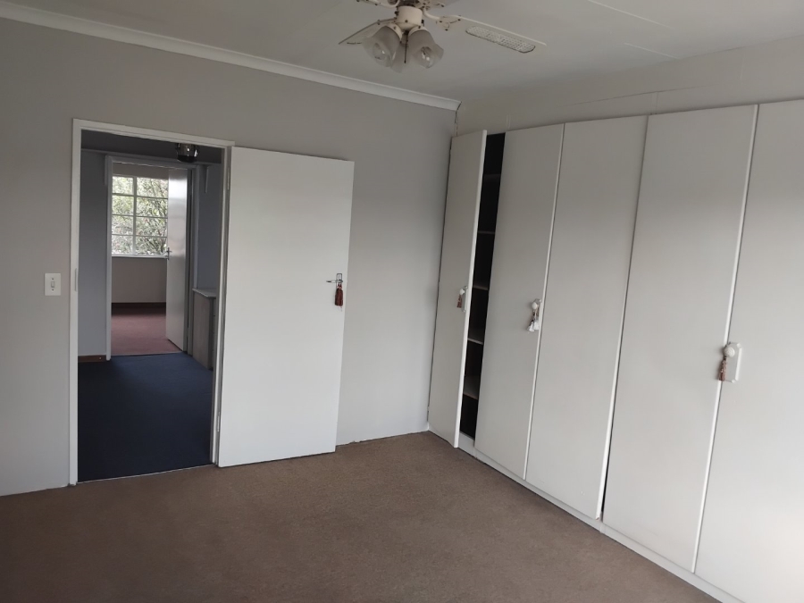 5 Bedroom Property for Sale in Marais Steyn Park Gauteng