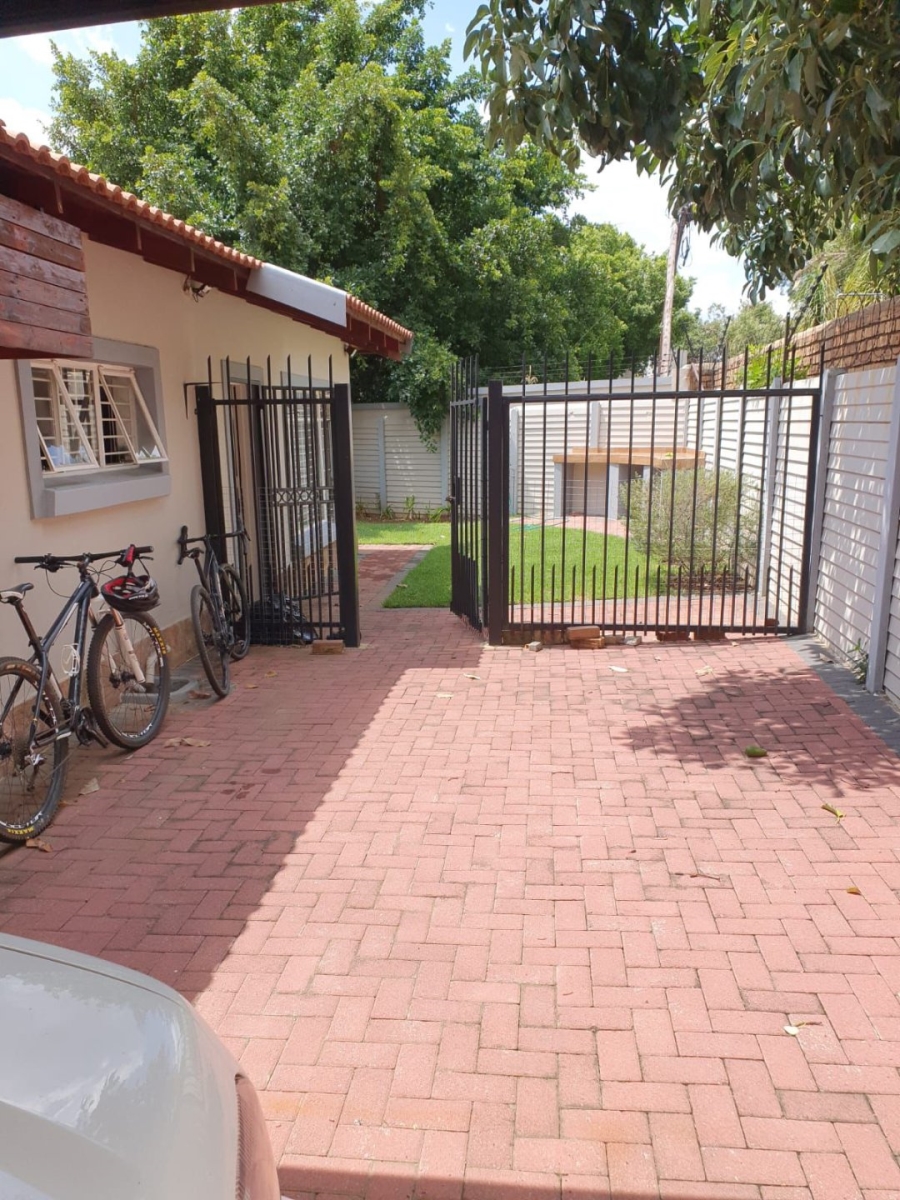 To Let 1 Bedroom Property for Rent in Lynnwood Gauteng